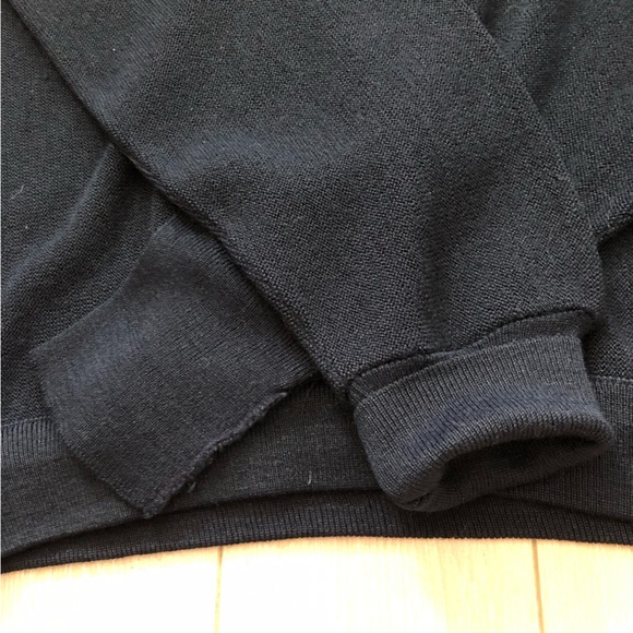 Vintage Izod Lacoste Pullover V Neck Sweater in Navy Size L - Picture 3 of 9